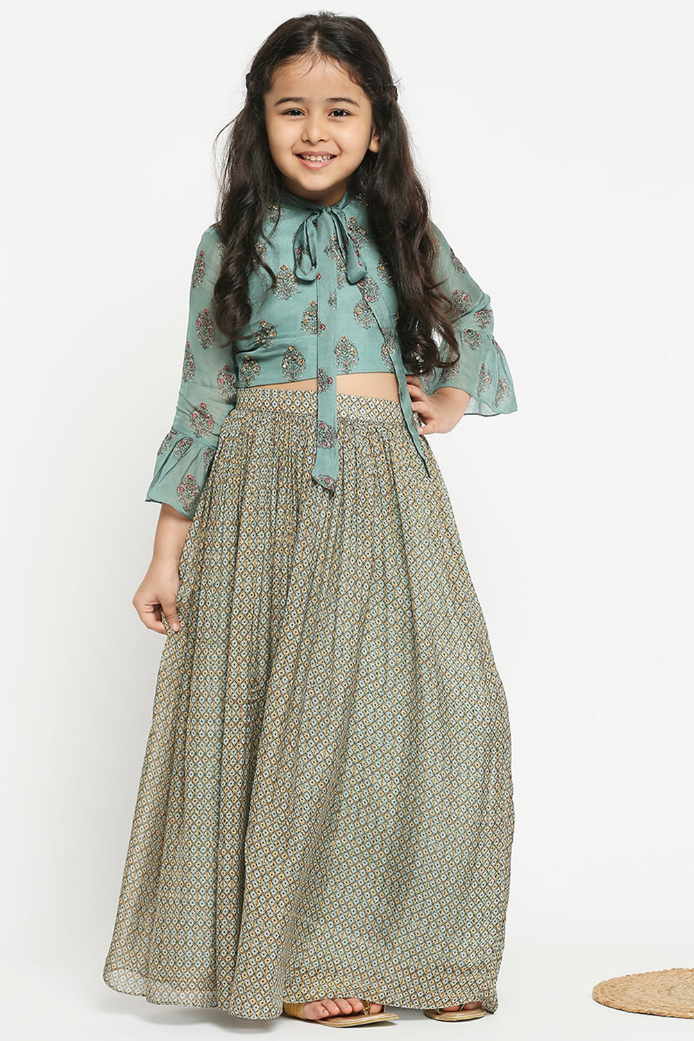MUASIR PRINTED SKIRT PAIRED WITH CROP TOP