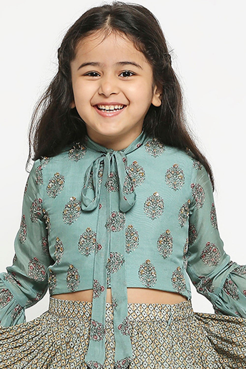 MUASIR PRINTED SKIRT PAIRED WITH CROP TOP