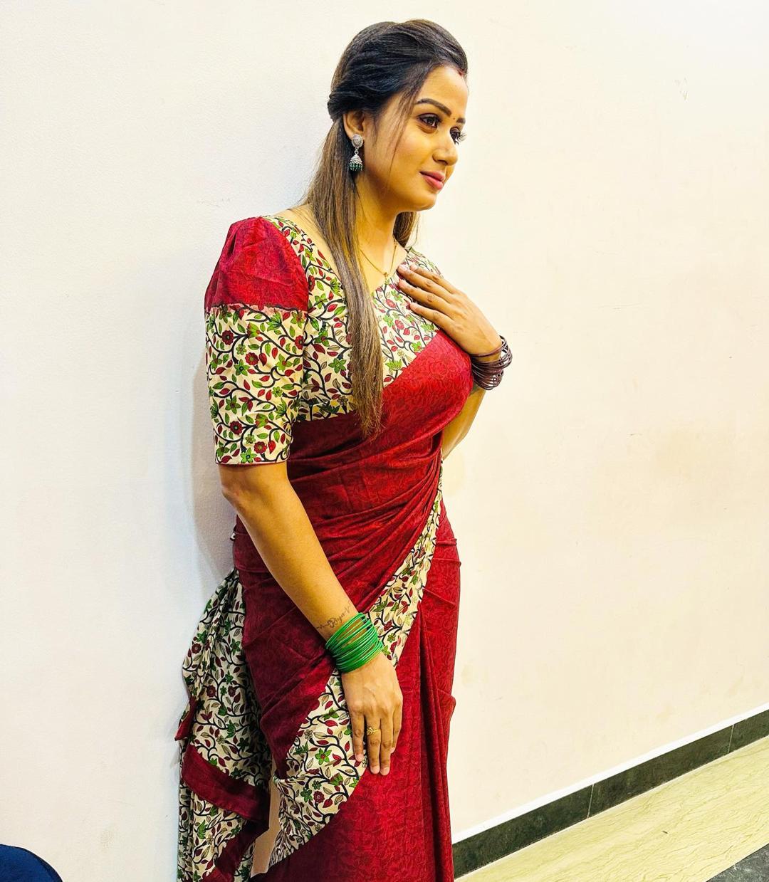 Saraaz Designer Boutique