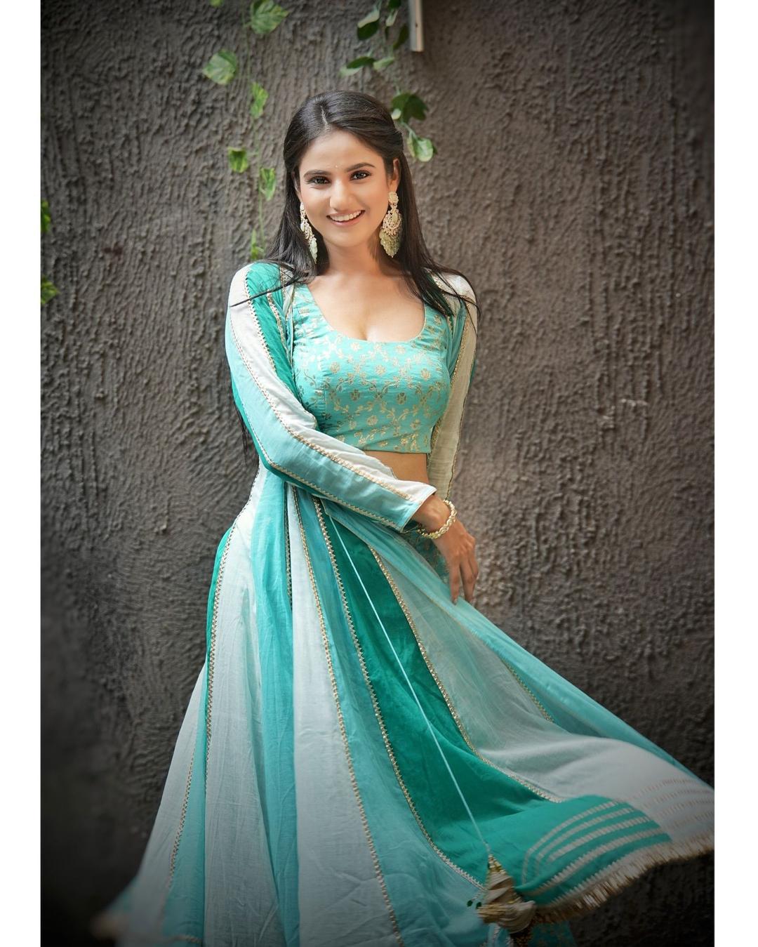 Aakriti By Nandita Gupta