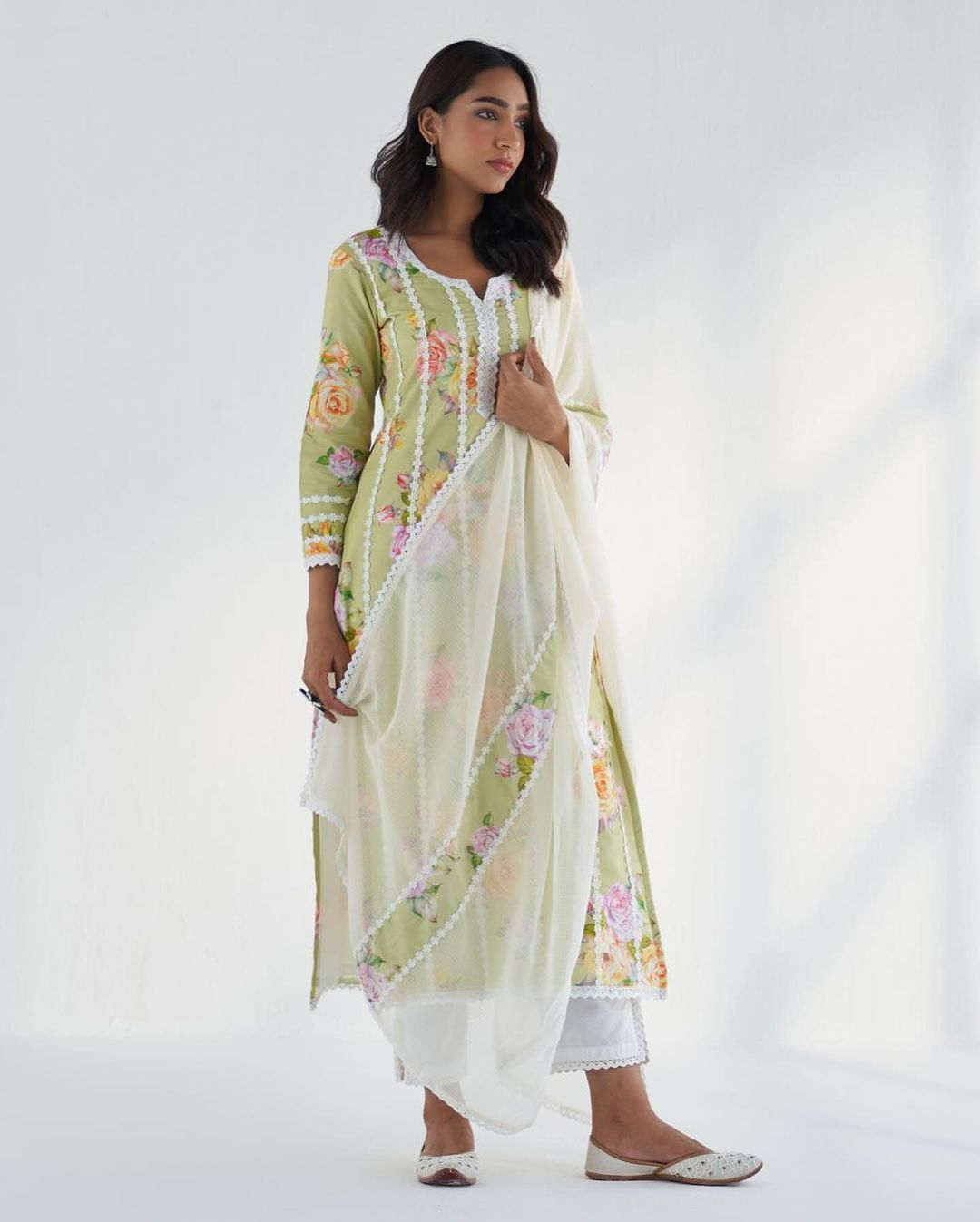 Sahar Pastel Green Kurta Set