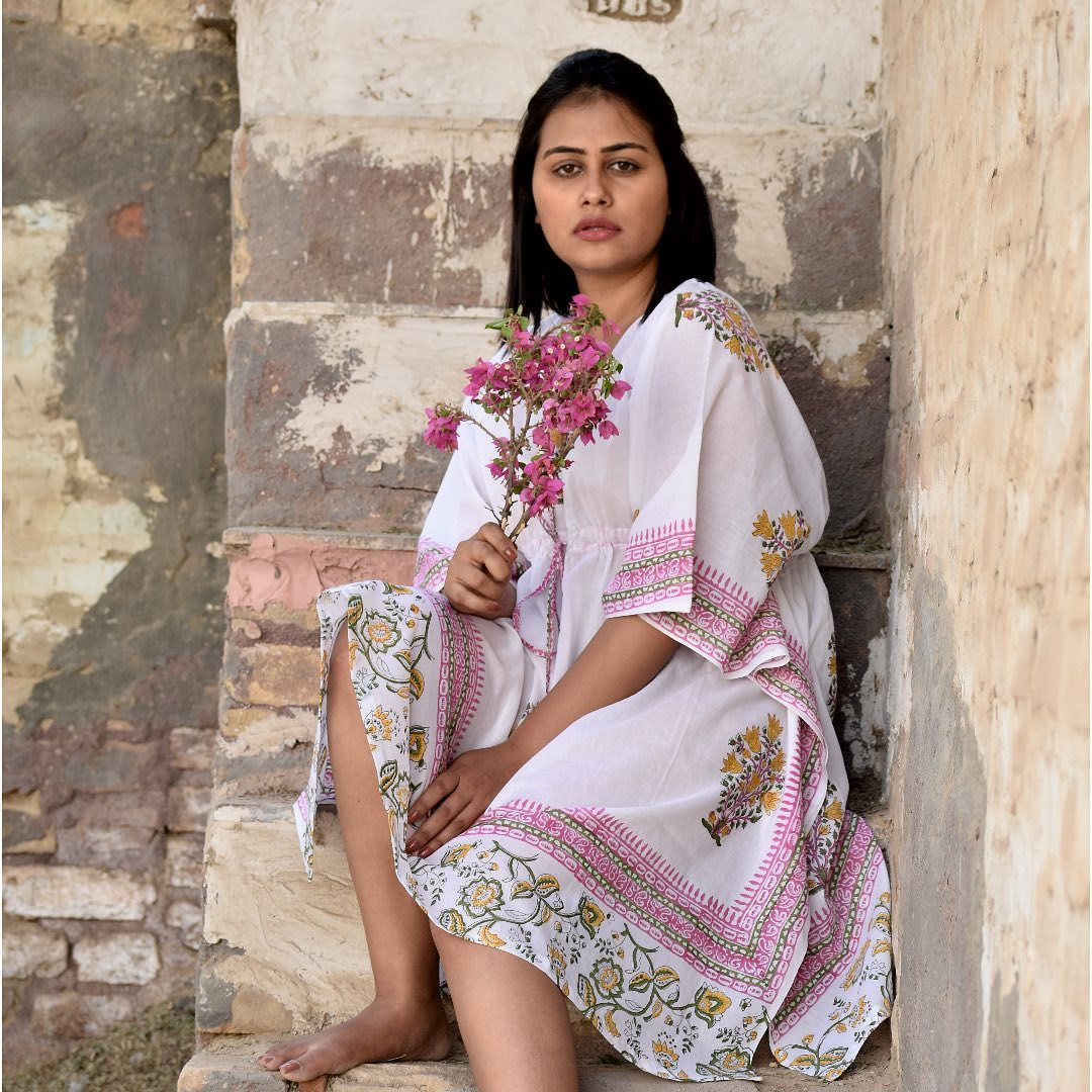 Super Airy V Neck Kaftan