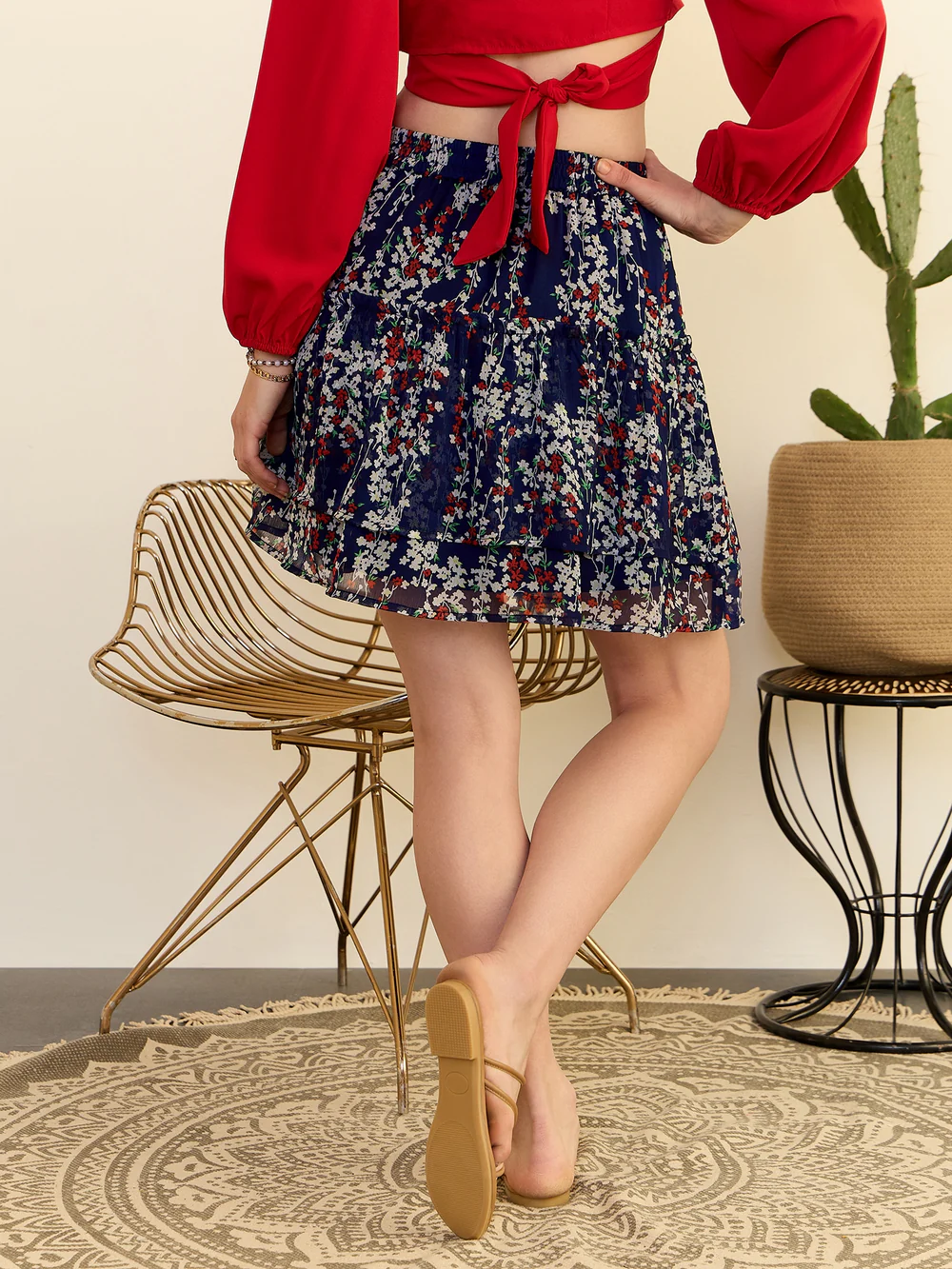 Berrylush Women Navy Blue Floral Print High Rise Flared Mini Skirt