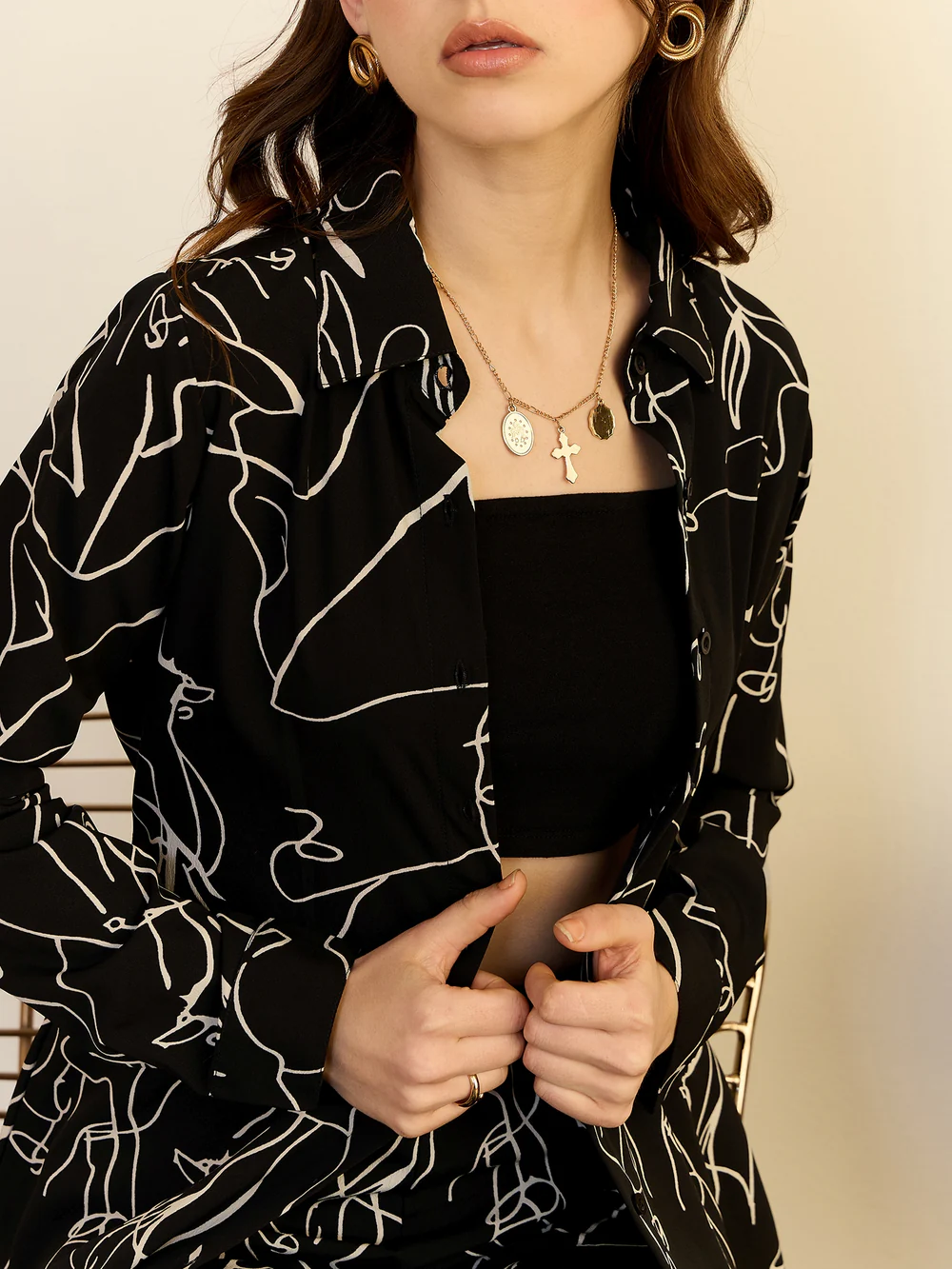Berrylush Women Black Printed Spreed Collar Co-ords Set